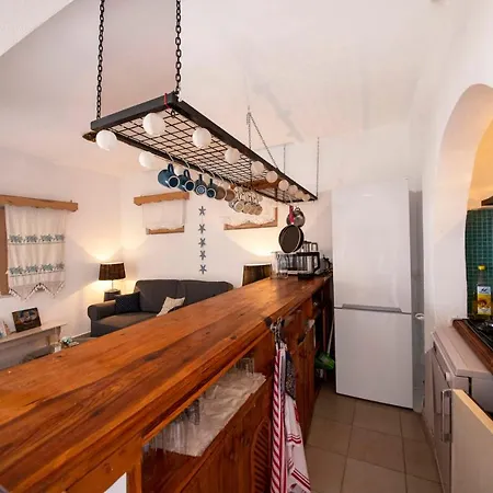 Cozy Villa With Sauna And Backyard In Bodrum 빌라